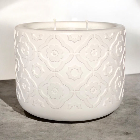 White Flower Trellis Concrete Candle